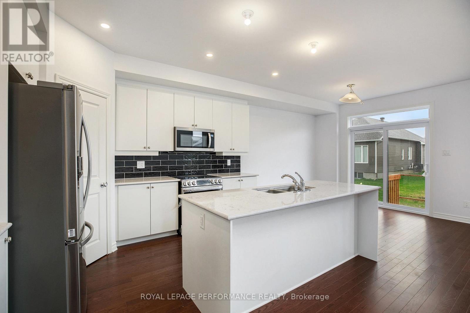 724 Namur Street, Russell, Ontario  K0A 1W0 - Photo 12 - X13101948
