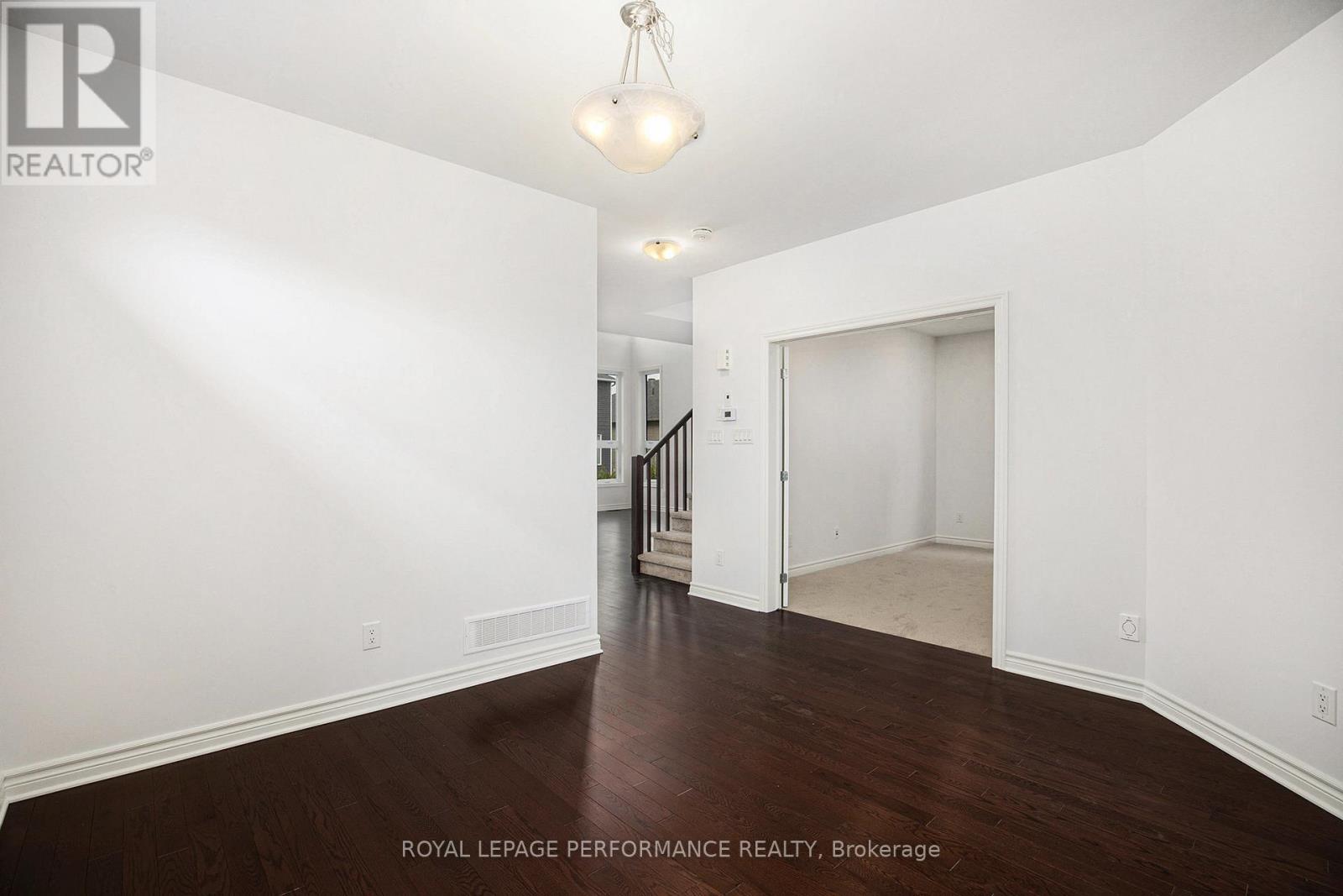 724 Namur Street, Russell, Ontario  K0A 1W0 - Photo 8 - X13101948