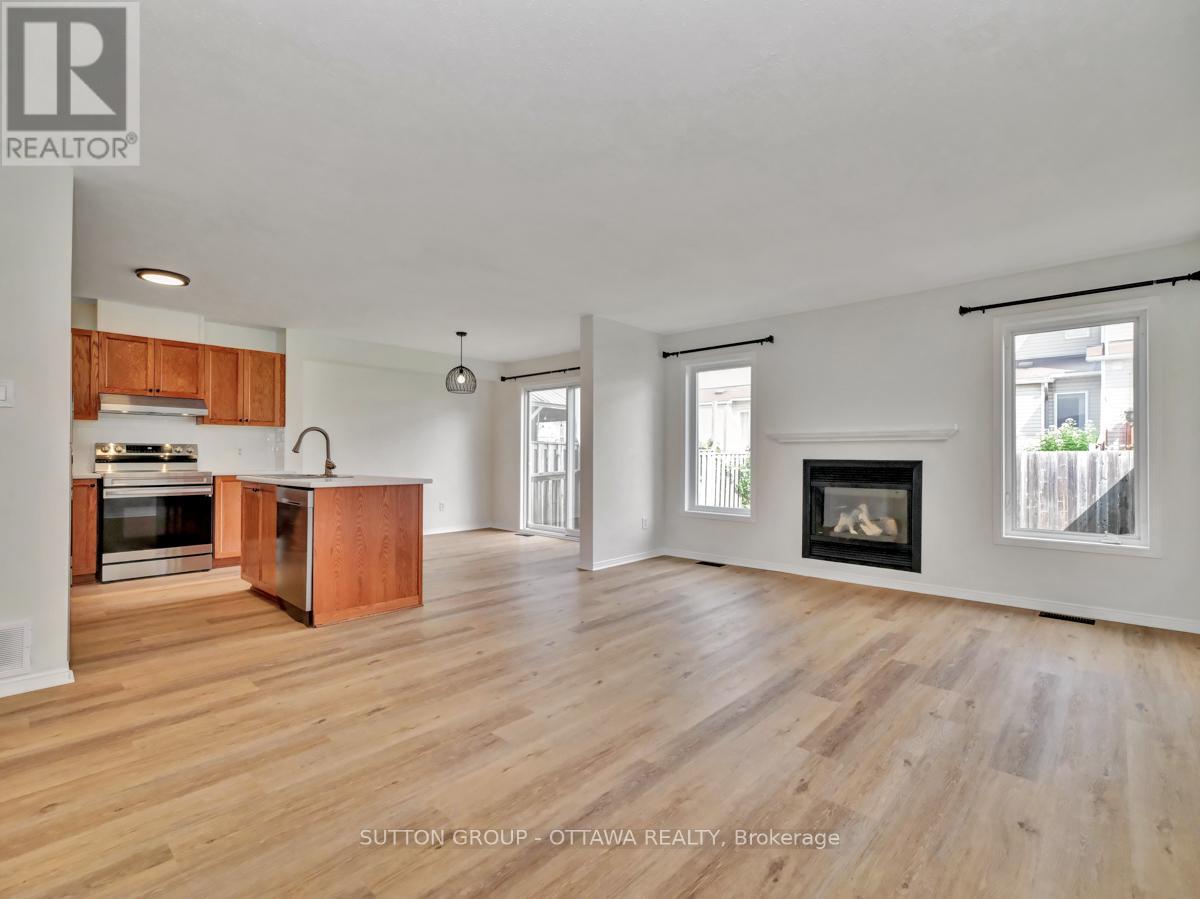 119 Whitewater Street, Ottawa, Ontario  K2G 7A3 - Photo 4 - X13102124