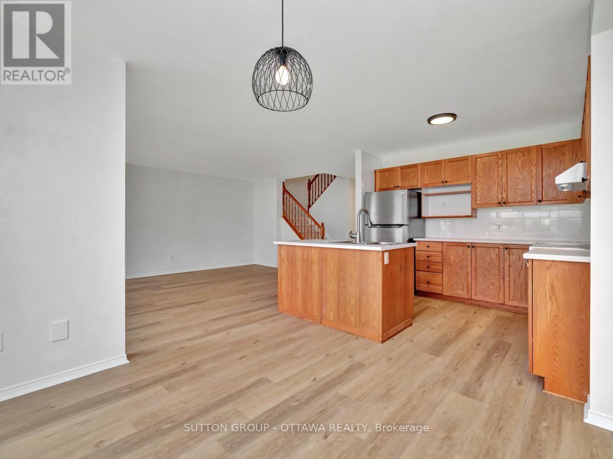 119 Whitewater Street, Ottawa, Ontario  K2G 7A3 - Photo 8 - X13102124