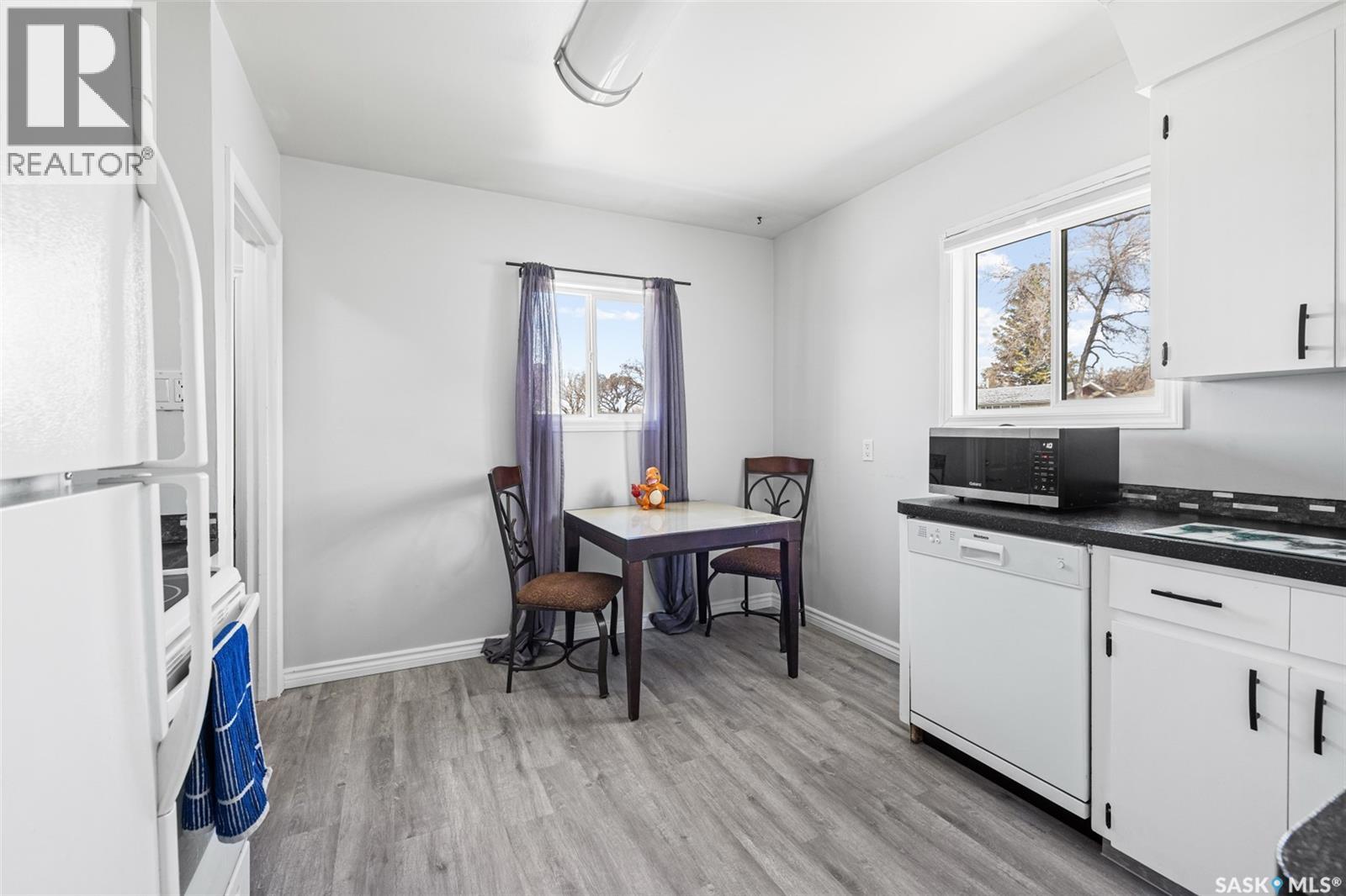 812 Mcintosh Street, Regina, Saskatchewan  S4T 5B4 - Photo 5 - SK035401