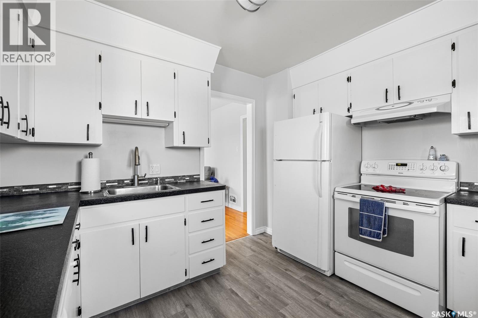 812 Mcintosh Street, Regina, Saskatchewan  S4T 5B4 - Photo 6 - SK035401