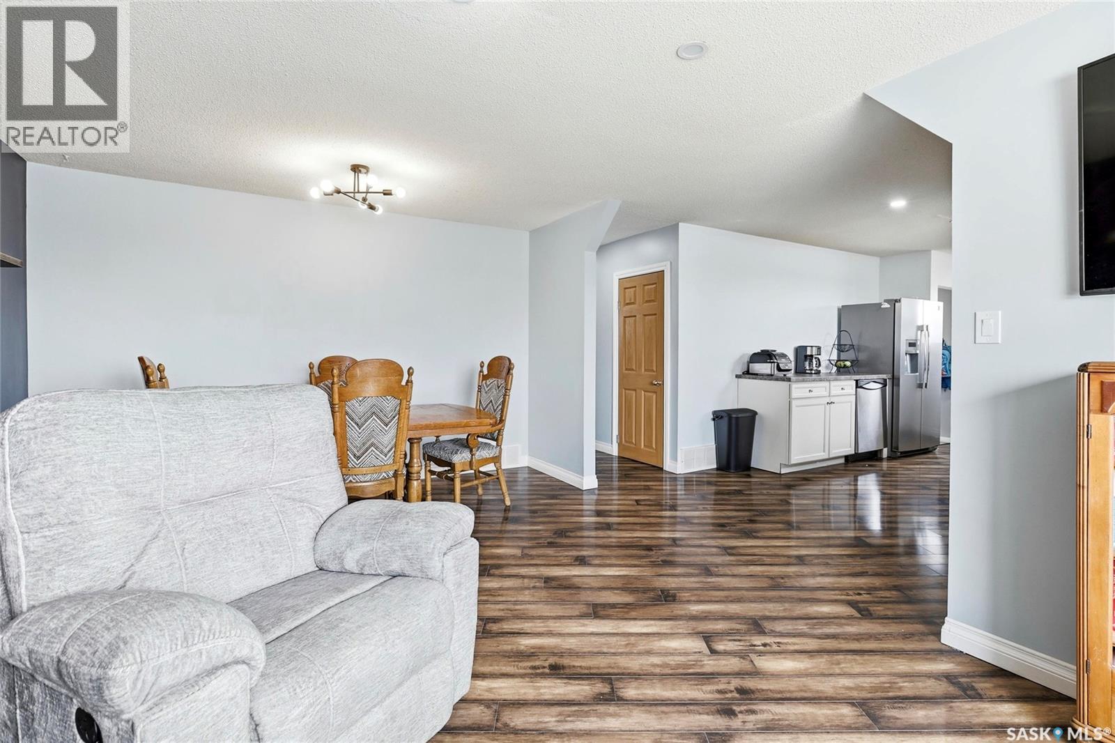 105 Queen Street, Milestone, Saskatchewan  S0G 3L0 - Photo 11 - SK035399