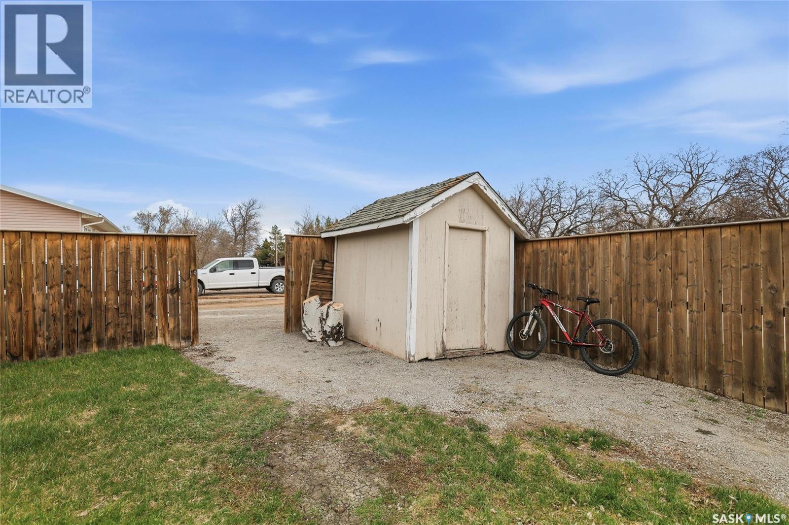 105 Queen Street, Milestone, Saskatchewan  S0G 3L0 - Photo 33 - SK035399