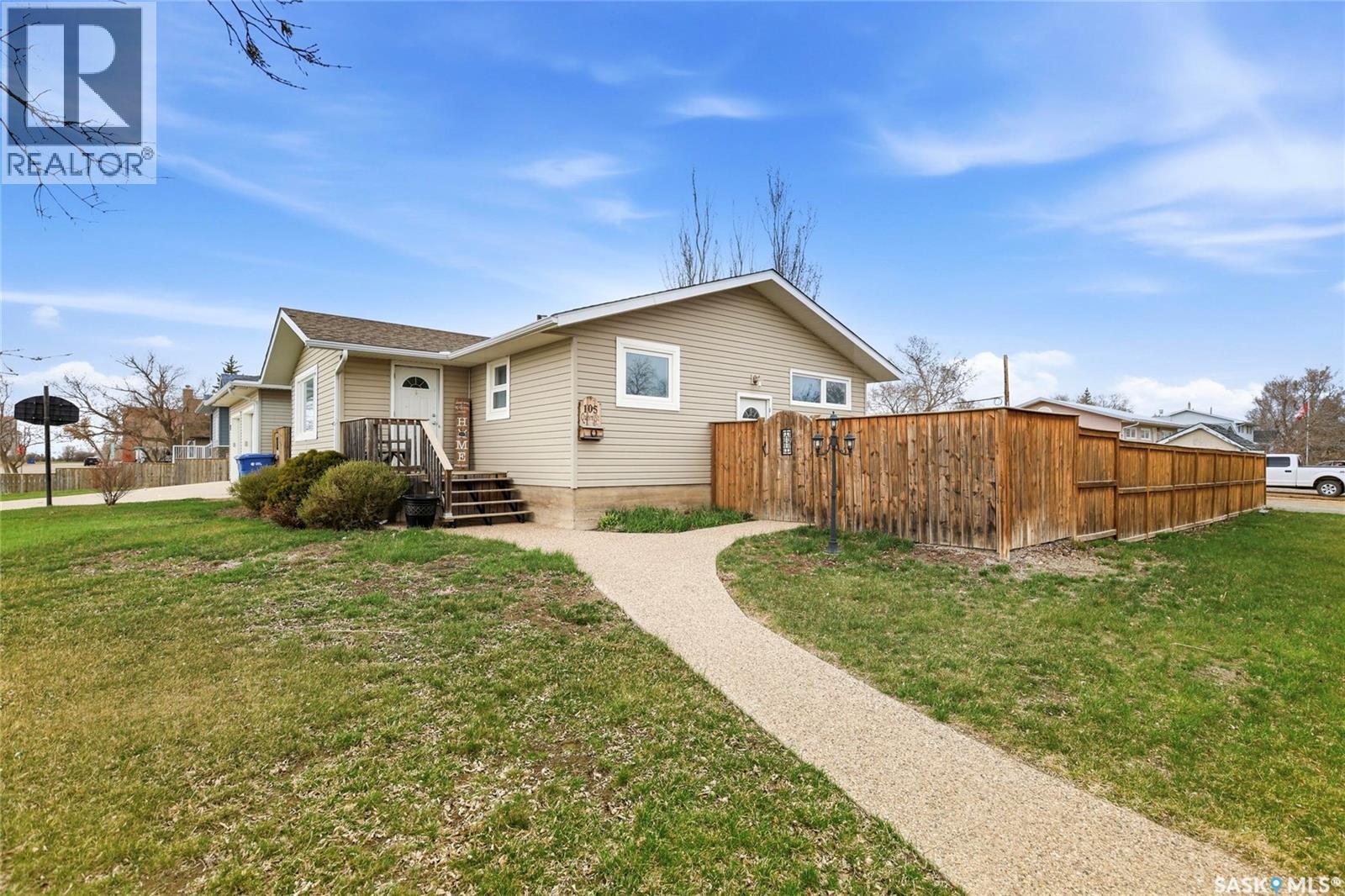 105 Queen Street, Milestone, Saskatchewan  S0G 3L0 - Photo 37 - SK035399