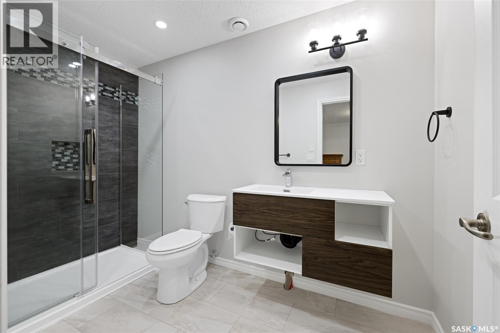 2215 Wascana Street, Regina, Saskatchewan  S4T 4K3 - Photo 32 - SK035397