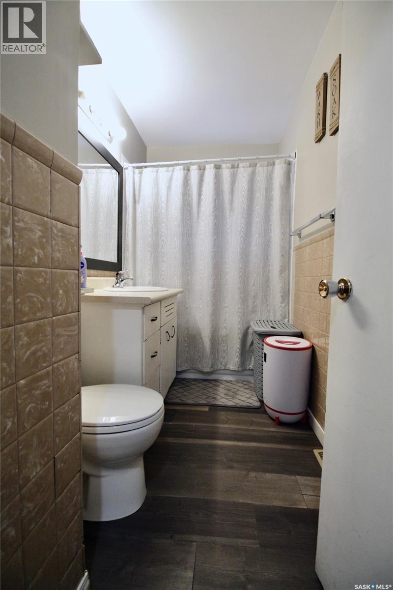 1101 Gordon Street, Moosomin, Saskatchewan  S0G 3N0 - Photo 7 - SK035363