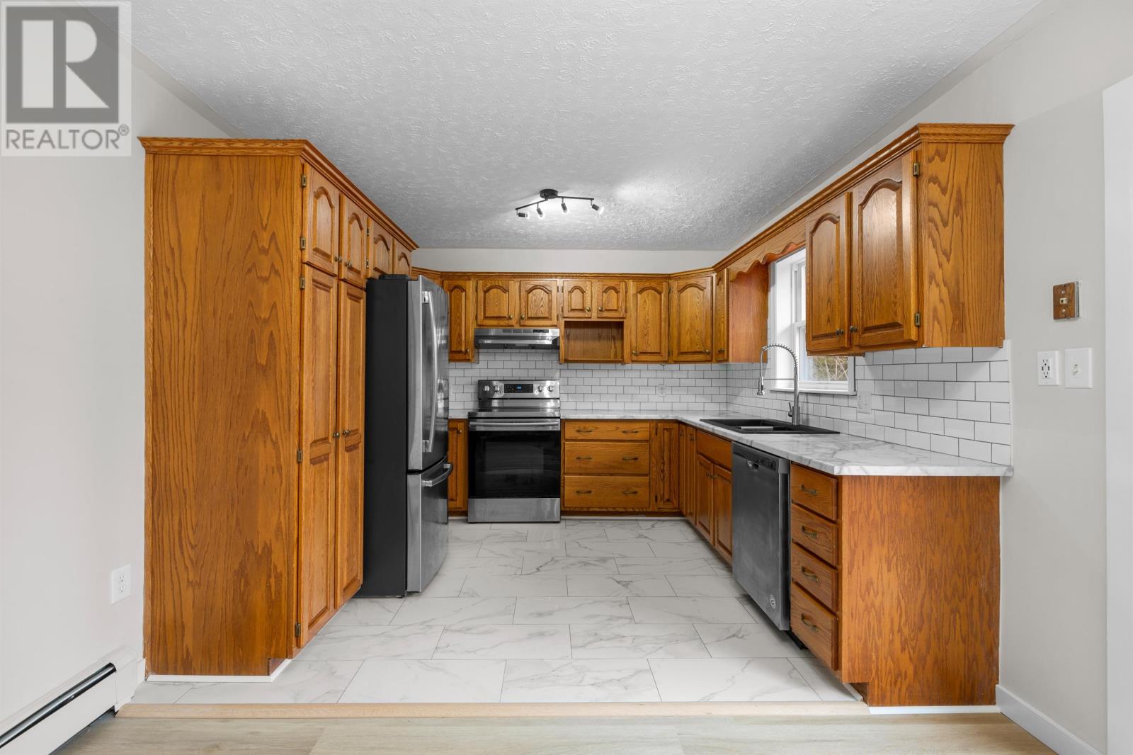 61 Glencove Dr, Stratford, Prince Edward Island  C1B 1Y2 - Photo 11 - 202610222