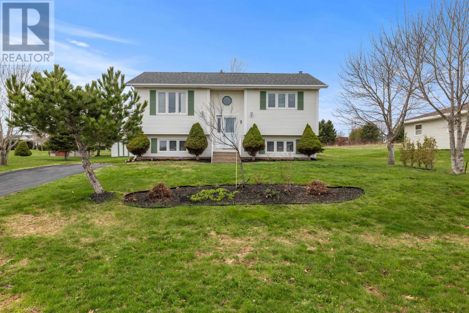 2 Kenwood Circle, Charlottetown, Prince Edward Island  C1E 1Z8 - Photo 3 - 202610226