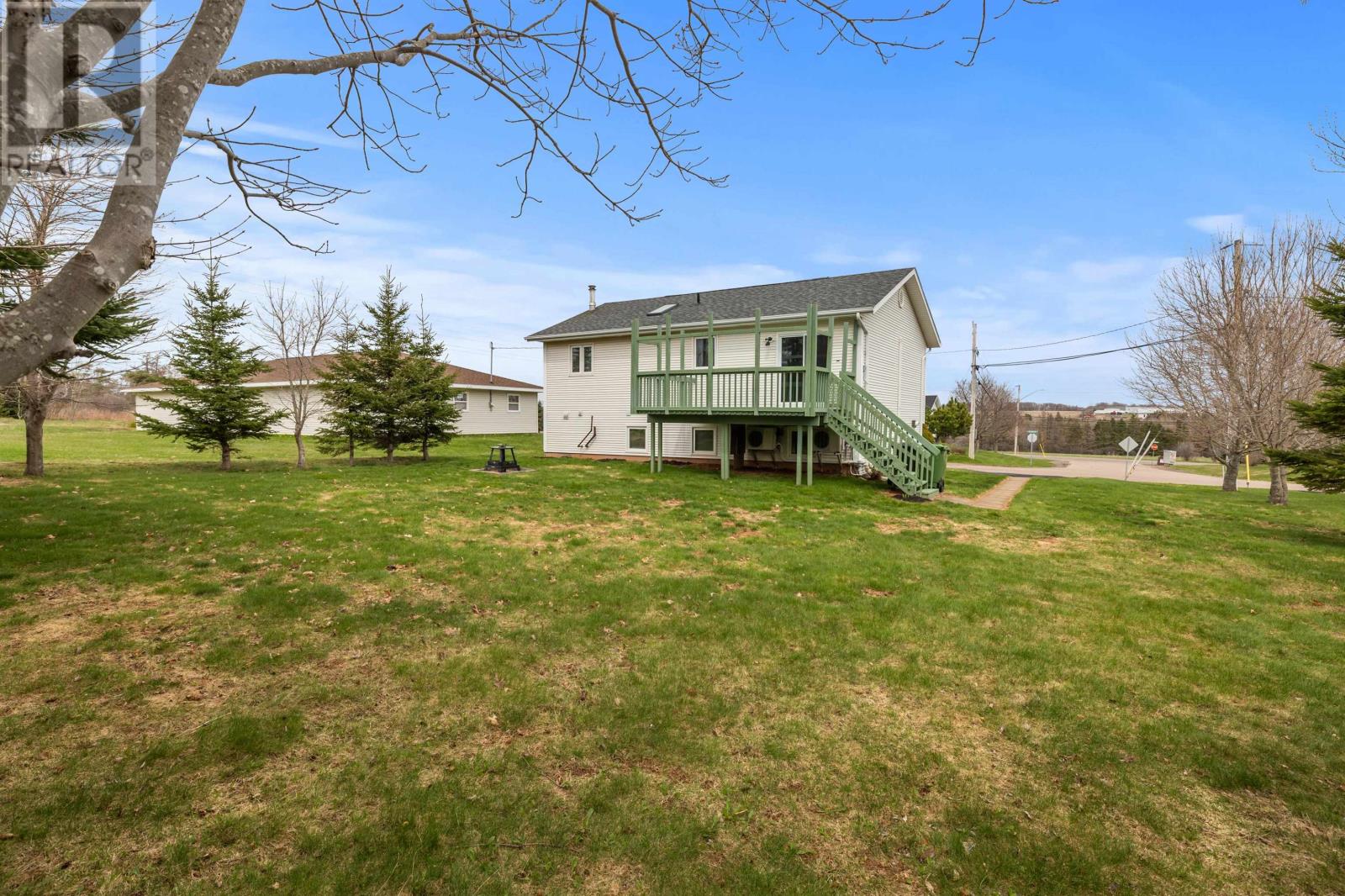 2 Kenwood Circle, Charlottetown, Prince Edward Island  C1E 1Z8 - Photo 34 - 202610226