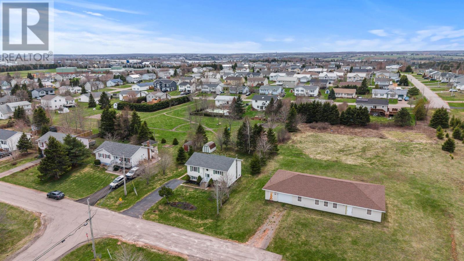 2 Kenwood Circle, Charlottetown, Prince Edward Island  C1E 1Z8 - Photo 39 - 202610226