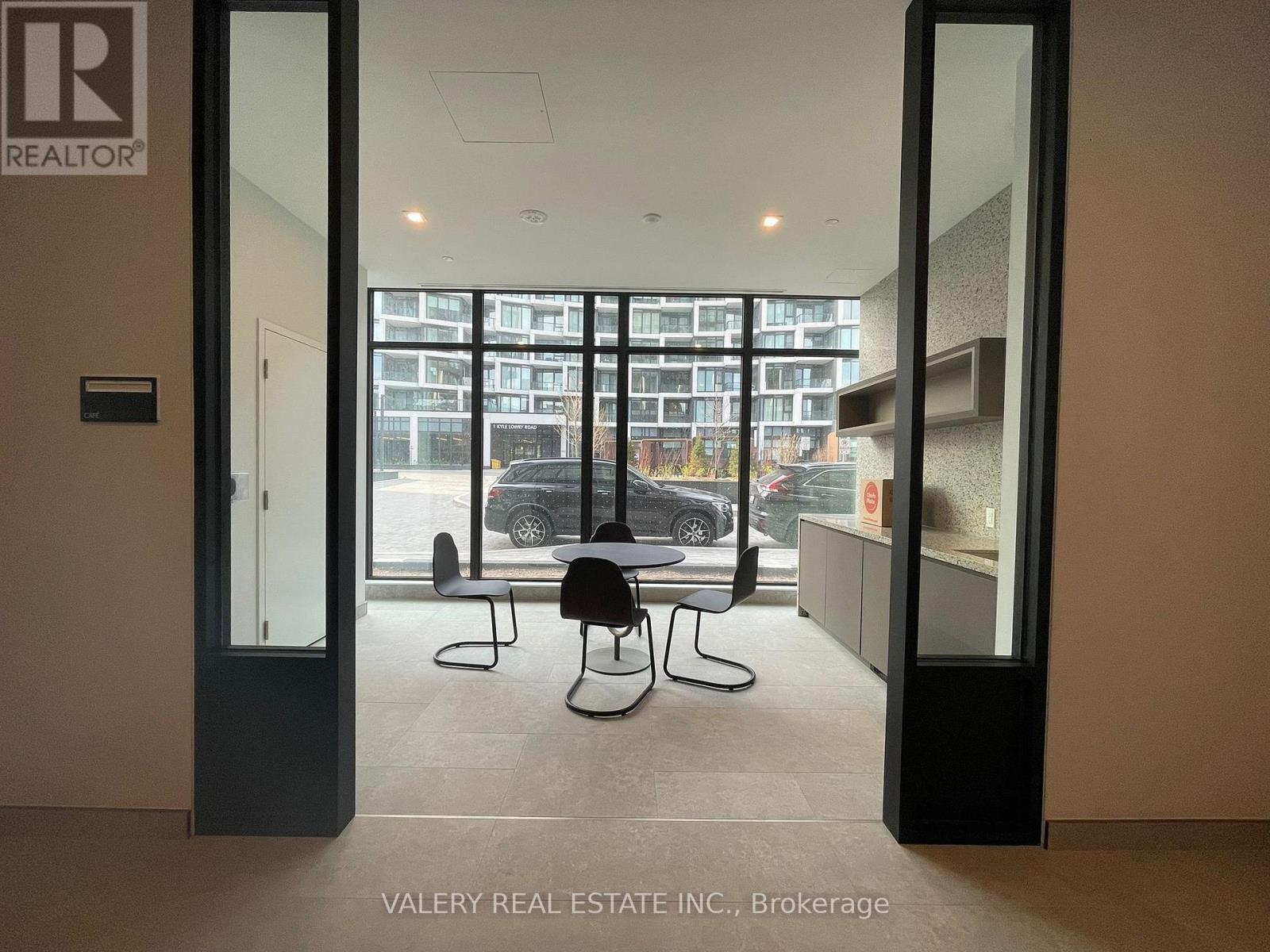 3806 - 1 Quarrington Lane, Toronto, Ontario  M3C 0S4 - Photo 7 - C13101862