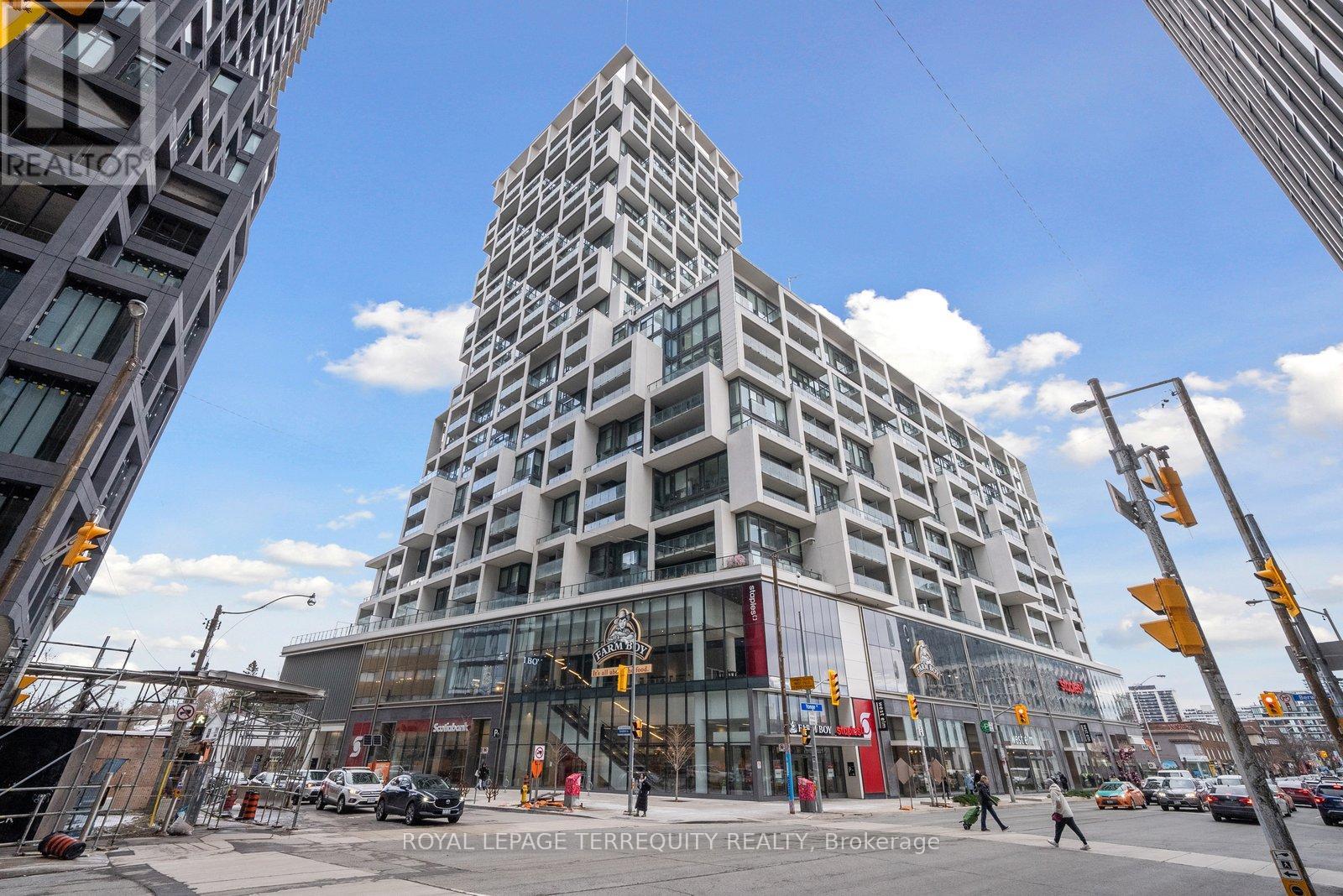 703 - 5 SOUDAN AVENUE, Toronto, Ontario