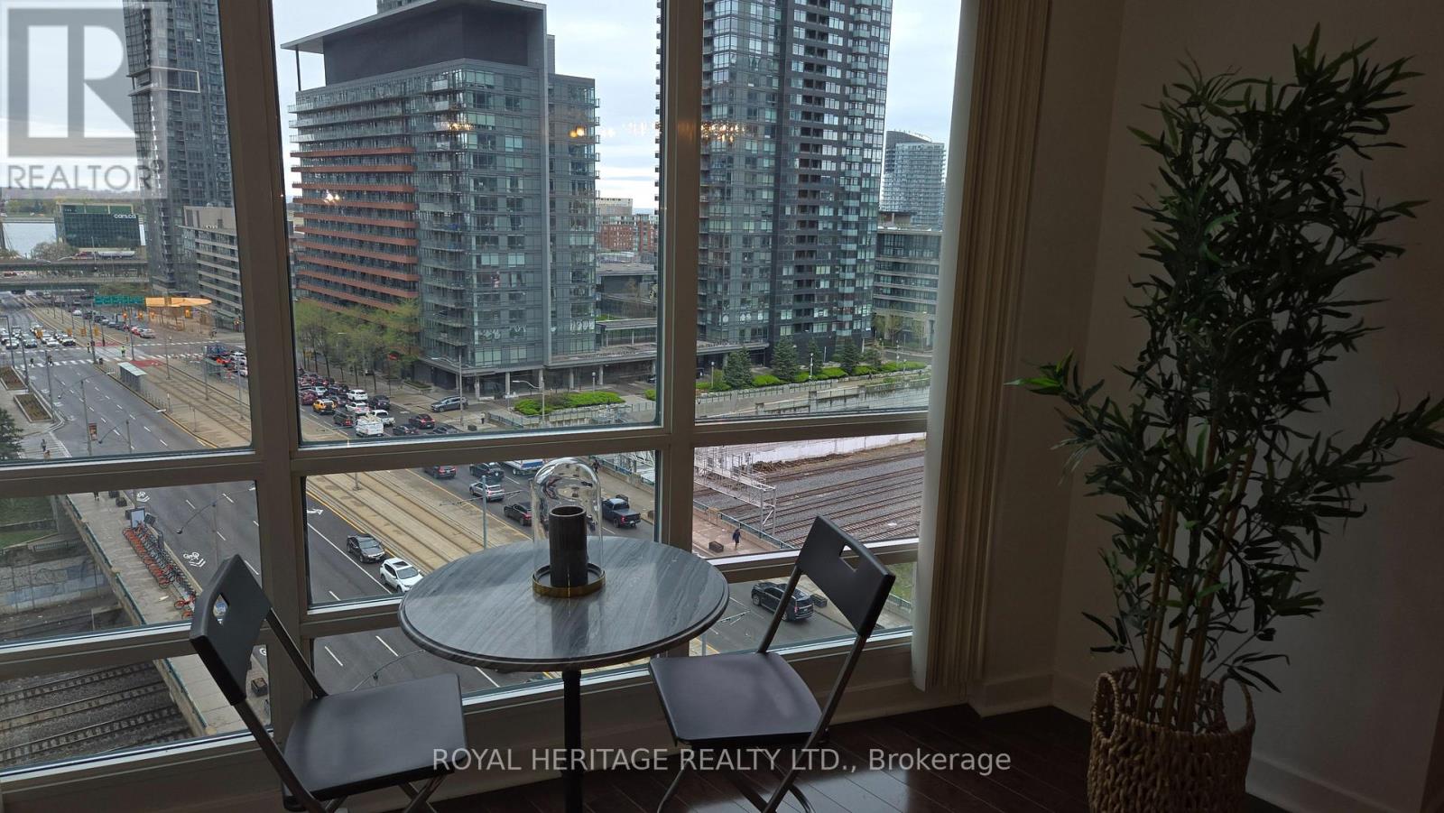 1502 - 397 Front Street, Toronto, Ontario  M5V 3S1 - Photo 16 - C13102018