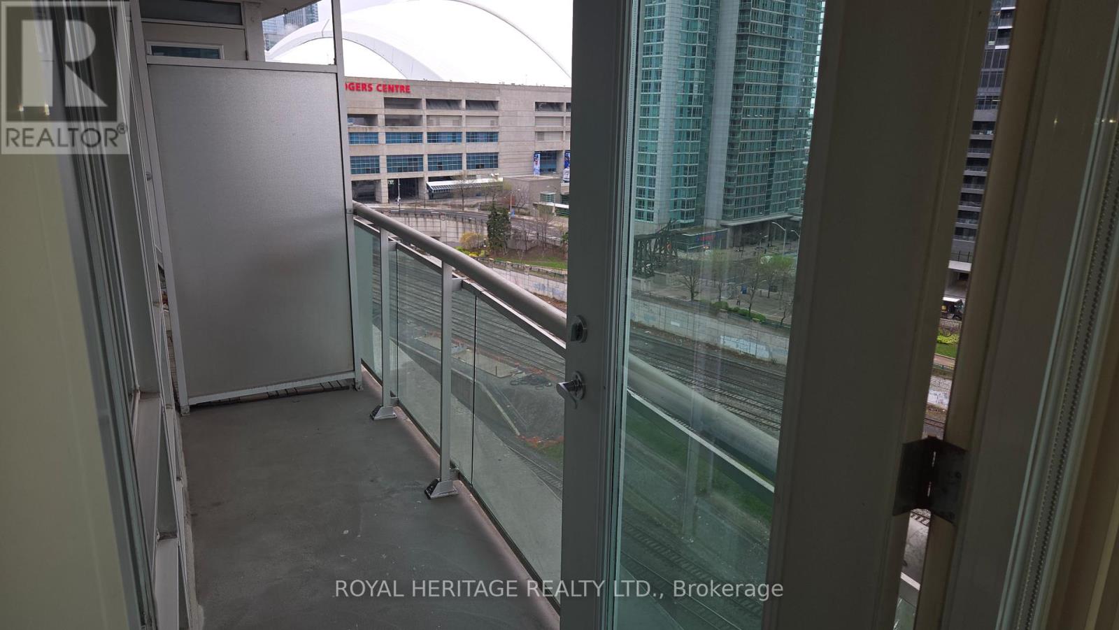 1502 - 397 Front Street, Toronto, Ontario  M5V 3S1 - Photo 23 - C13102018