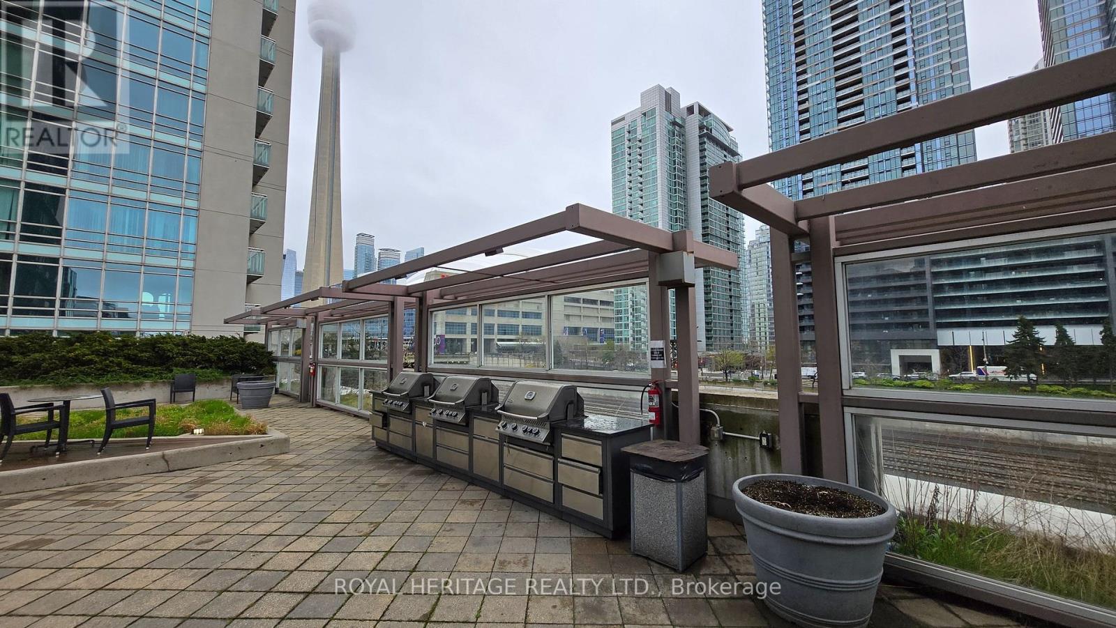 1502 - 397 Front Street, Toronto, Ontario  M5V 3S1 - Photo 31 - C13102018
