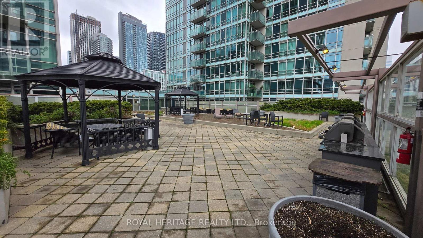1502 - 397 Front Street, Toronto, Ontario  M5V 3S1 - Photo 32 - C13102018