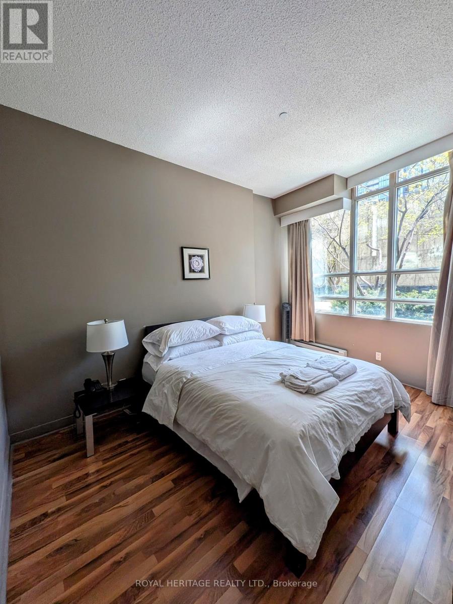 1502 - 397 Front Street, Toronto, Ontario  M5V 3S1 - Photo 35 - C13102018
