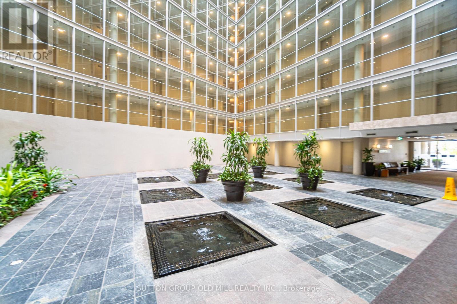 909 - 650 Queens Quay W, Toronto, Ontario  M5V 3N2 - Photo 5 - C13102112