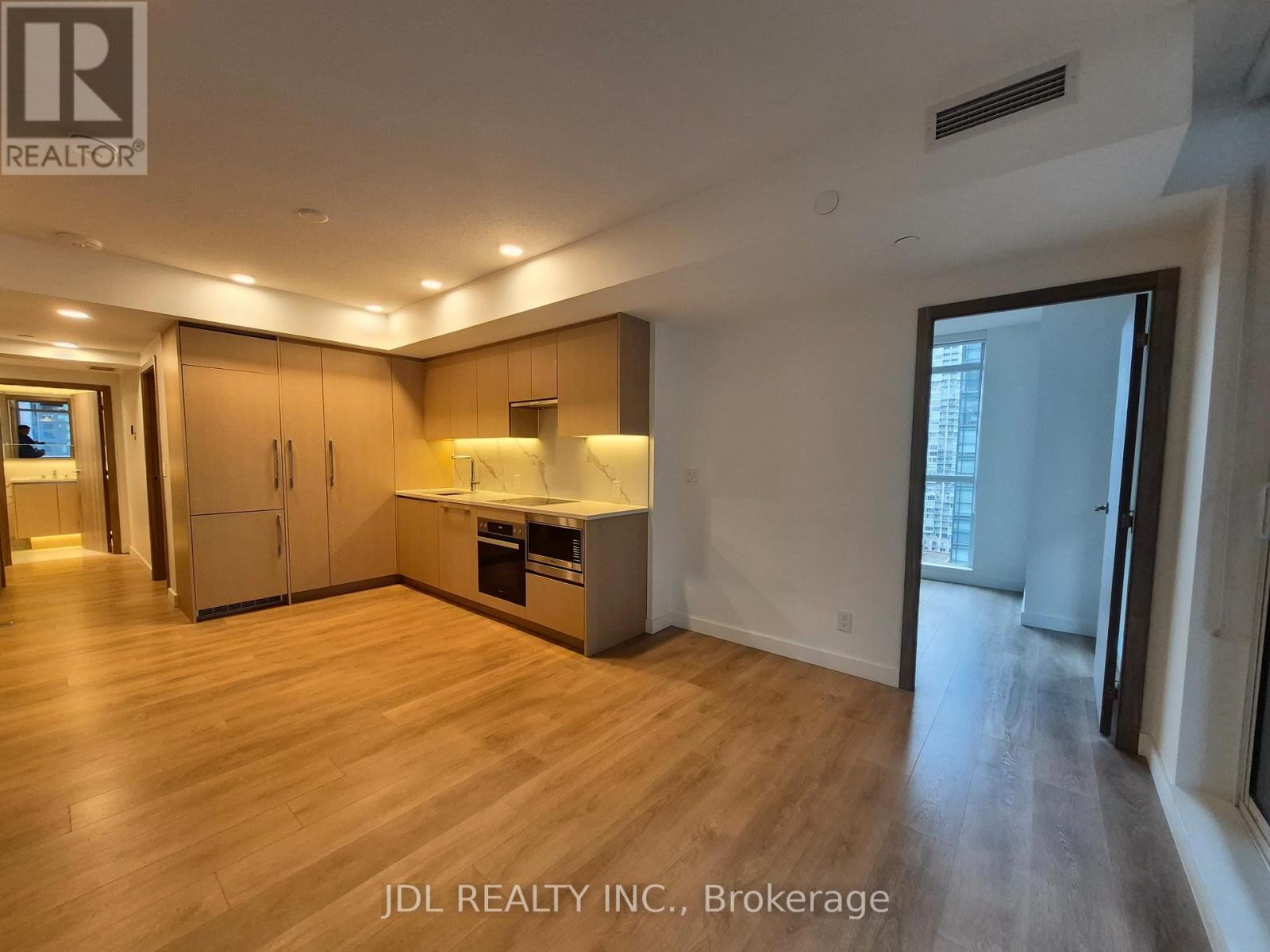 2706 - 38 Widmer Street, Toronto, Ontario  M5V 0P7 - Photo 2 - C13102146