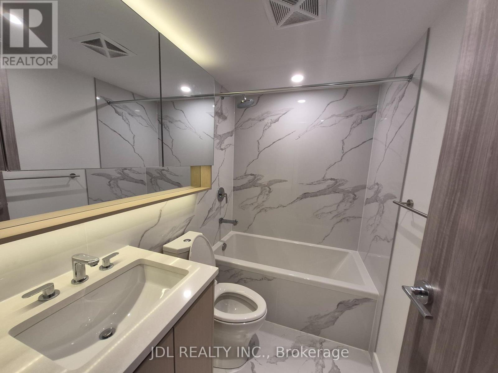 2706 - 38 Widmer Street, Toronto, Ontario  M5V 0P7 - Photo 5 - C13102146