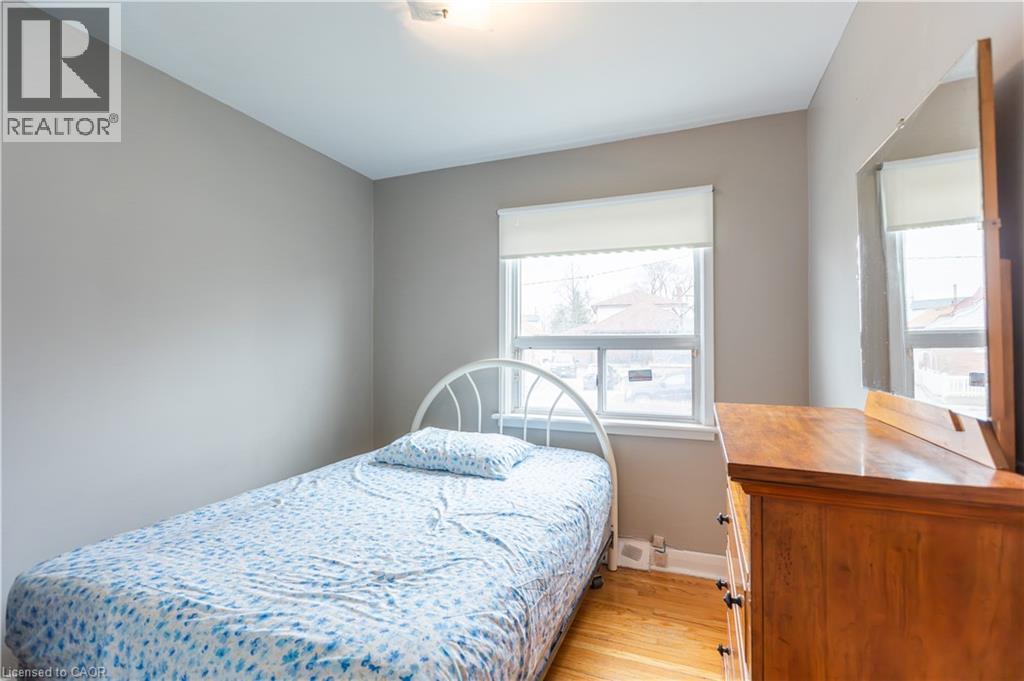 1 Snaresbrook Drive, Toronto, Ontario  M9W 2N5 - Photo 14 - 40828520