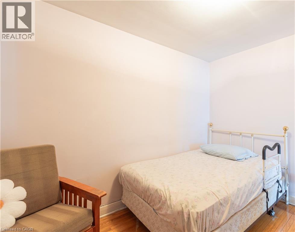 1 Snaresbrook Drive, Toronto, Ontario  M9W 2N5 - Photo 20 - 40828520