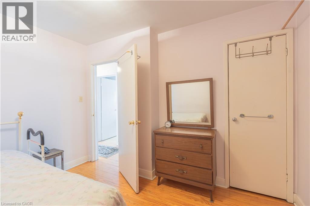 1 Snaresbrook Drive, Toronto, Ontario  M9W 2N5 - Photo 21 - 40828520