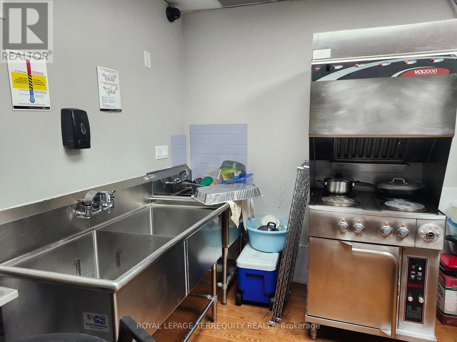 1 - 1370 Birchmount Road, Toronto, Ontario  M1P 2E3 - Photo 4 - E13101842
