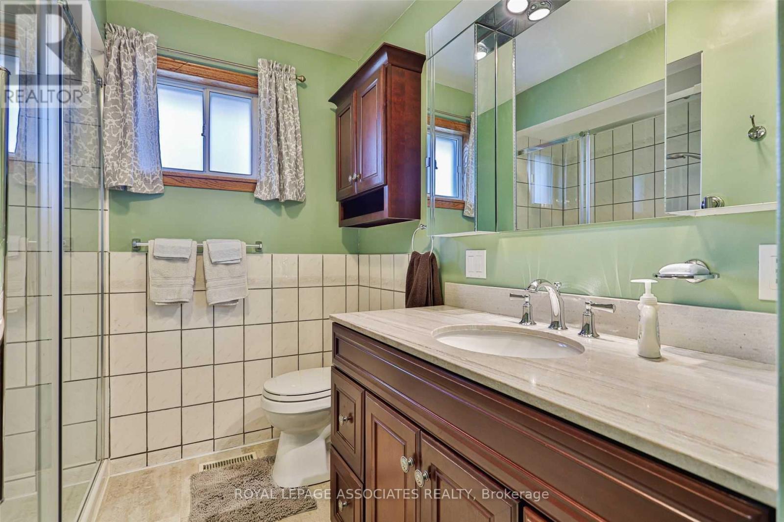 Main - 166 Lynnbrook Drive, Toronto, Ontario  M1H 2N5 - Photo 19 - E13102002