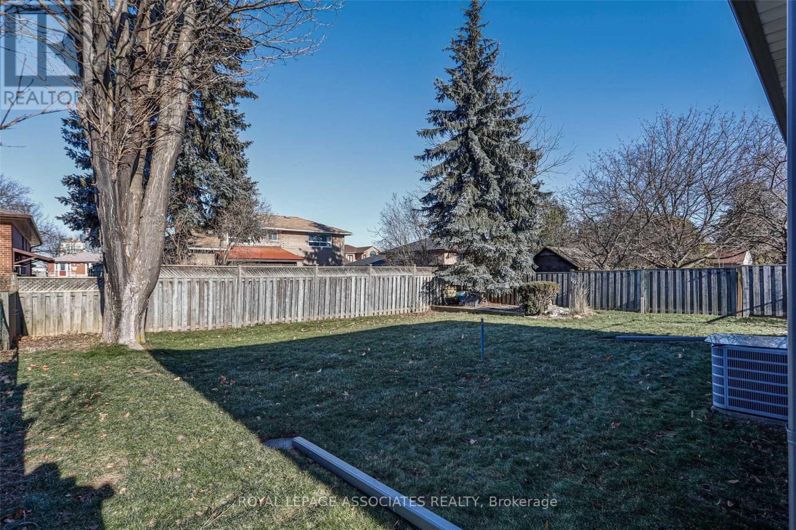 Main - 166 Lynnbrook Drive, Toronto, Ontario  M1H 2N5 - Photo 24 - E13102002