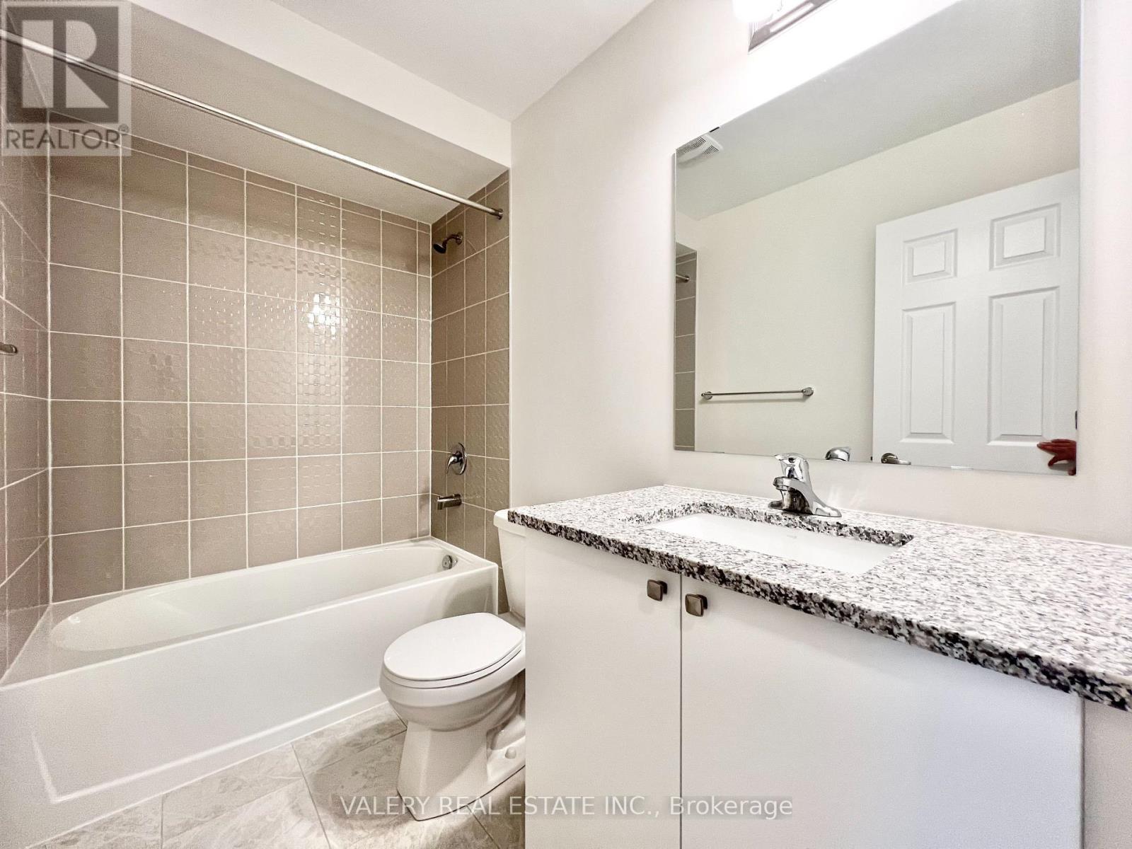 2667 Megdalen Path, Oshawa, Ontario  L1L 0R6 - Photo 10 - E13102082