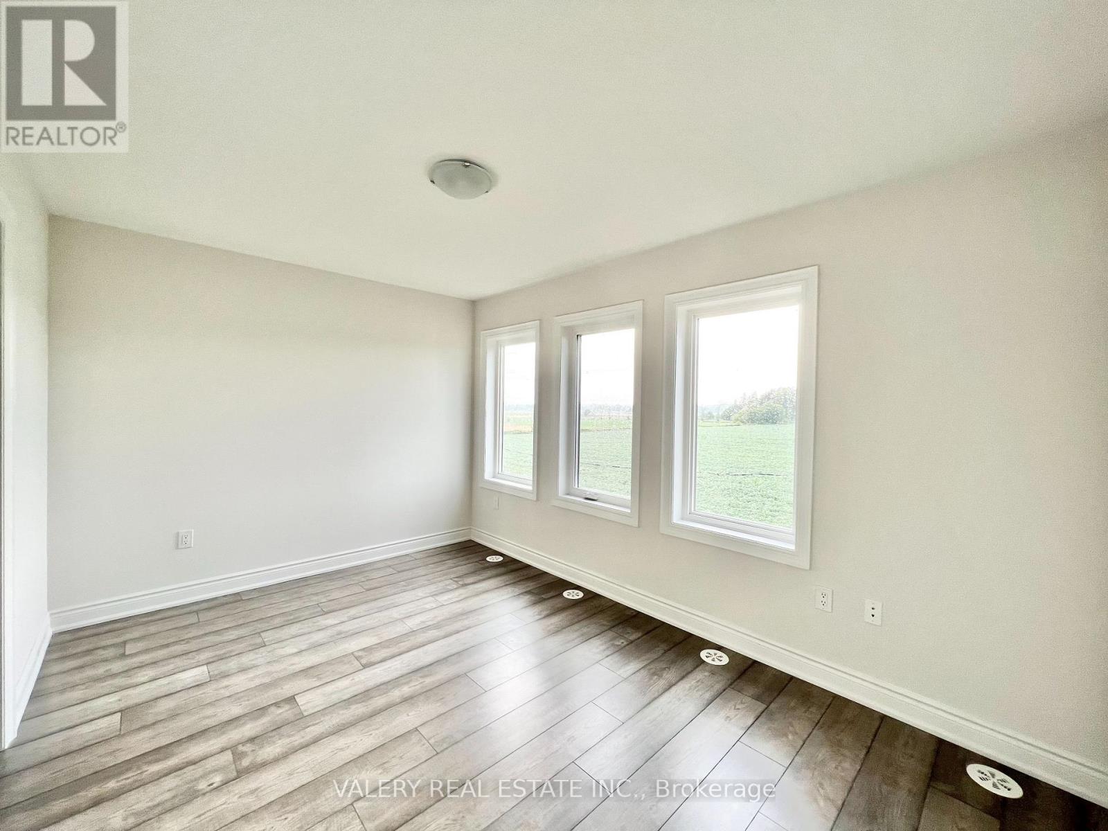 2667 Megdalen Path, Oshawa, Ontario  L1L 0R6 - Photo 11 - E13102082
