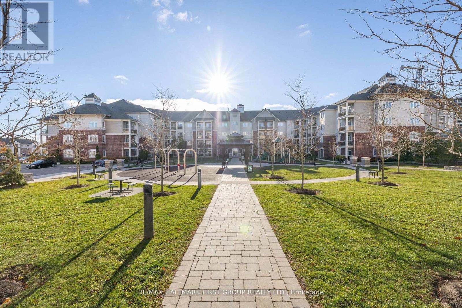 201 - 84 Aspen Springs Drive, Clarington, Ontario  L1C 0V3 - Photo 38 - E13102116