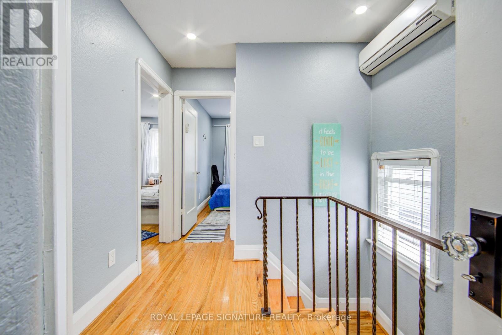 6 Cosburn Avenue, Toronto, Ontario  M6E 2S7 - Photo 16 - E13102184