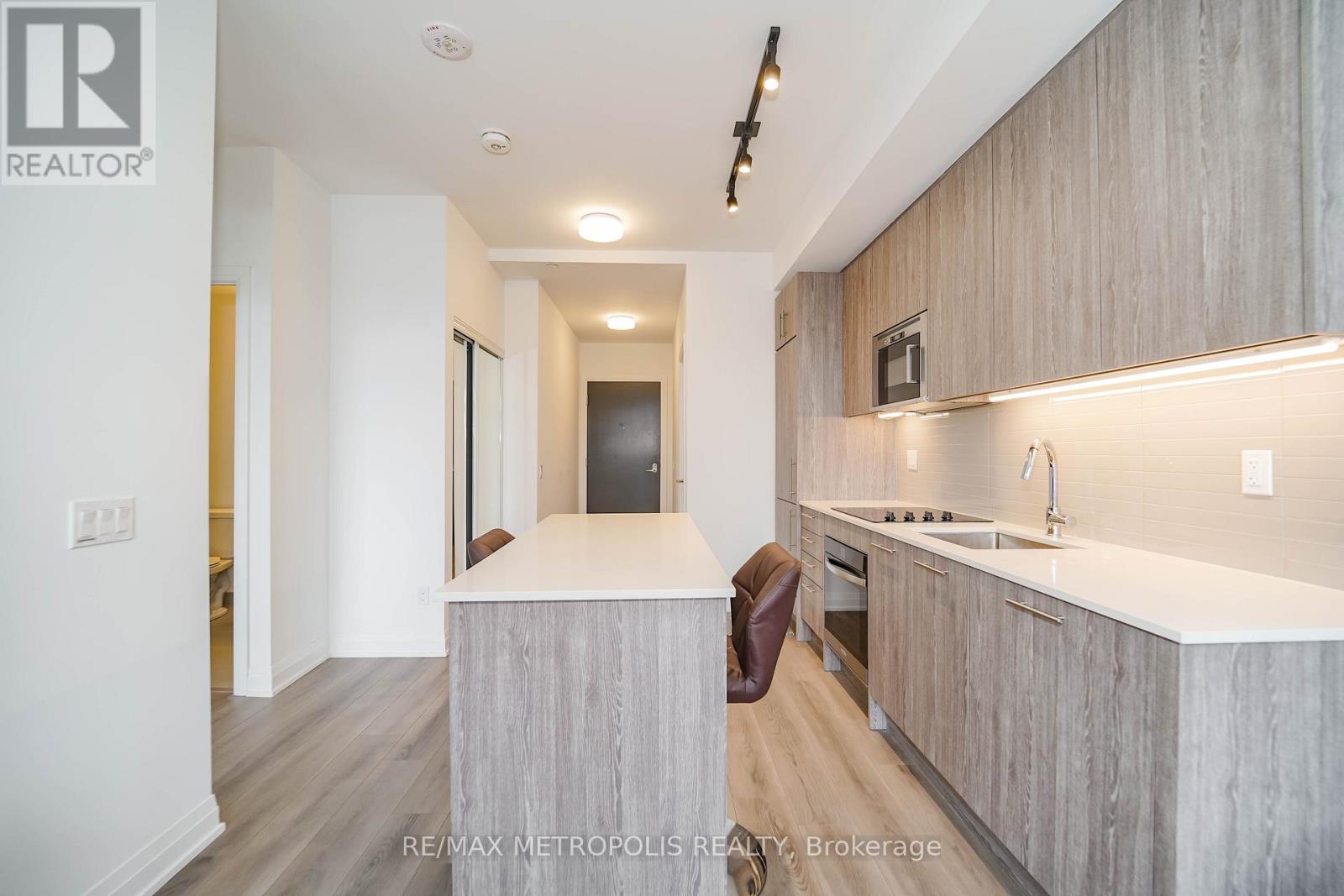 421 - 286 Main Street, Toronto, Ontario  M4C 0B3 - Photo 11 - E13102192