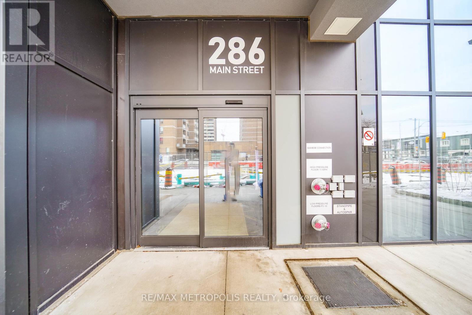 421 - 286 Main Street, Toronto, Ontario  M4C 0B3 - Photo 5 - E13102192