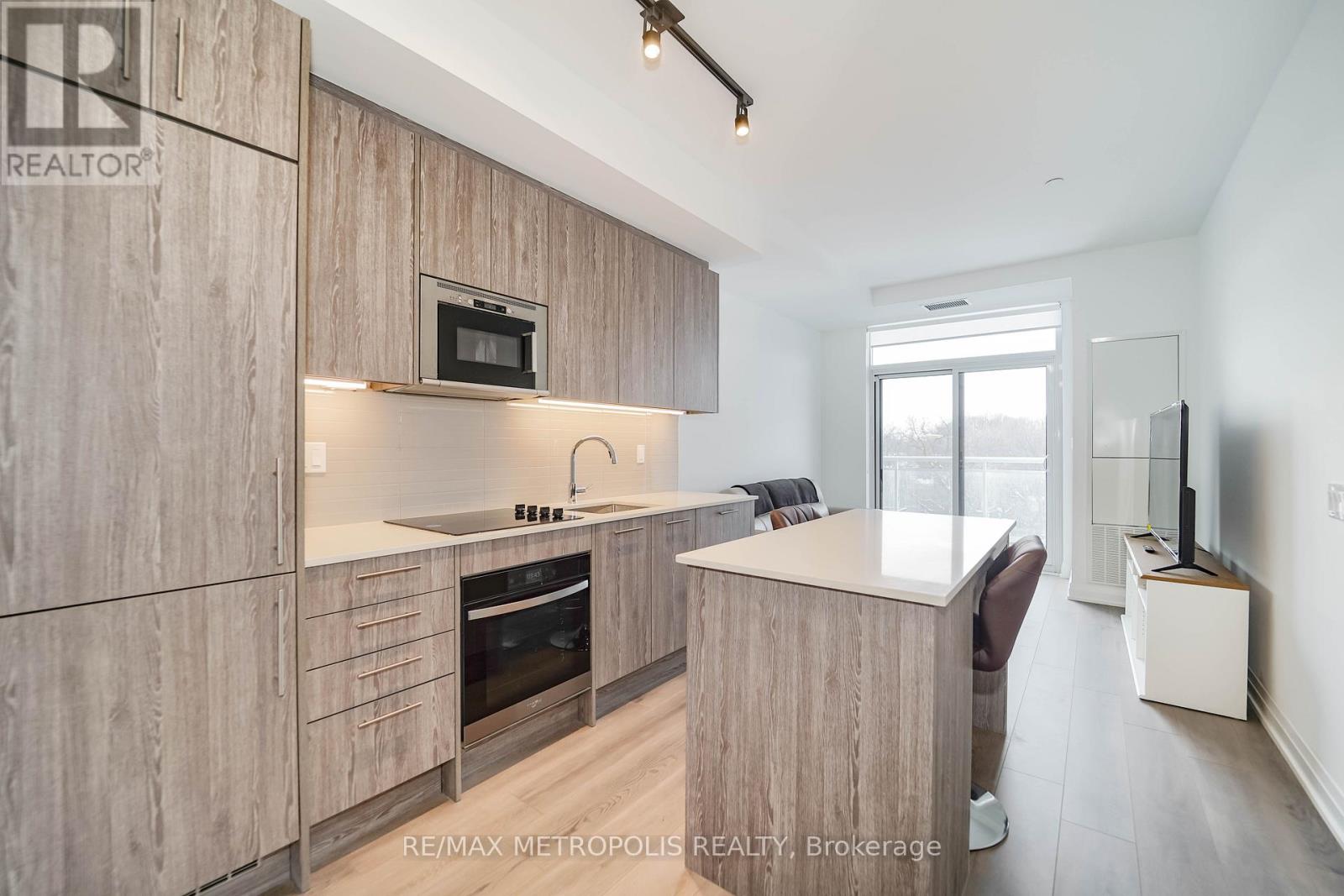 421 - 286 Main Street, Toronto, Ontario  M4C 0B3 - Photo 8 - E13102192