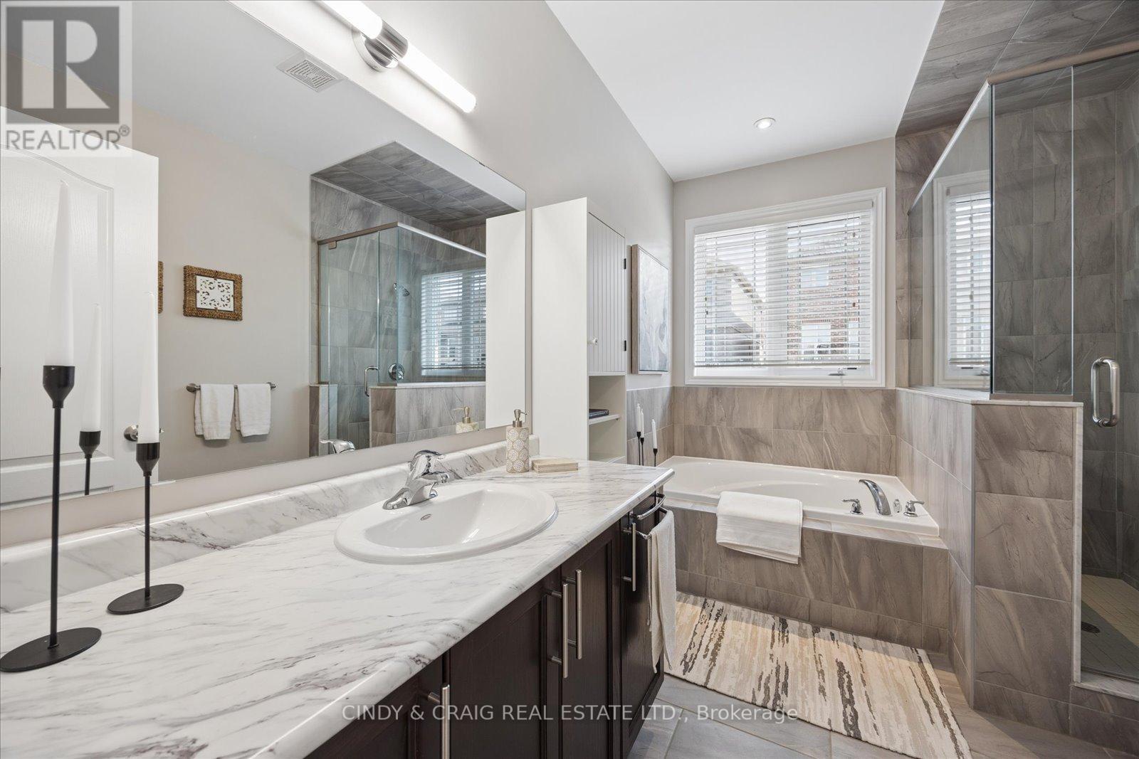 47 Gordon Cowling Street, Clarington, Ontario  L1E 0G7 - Photo 8 - E13102200