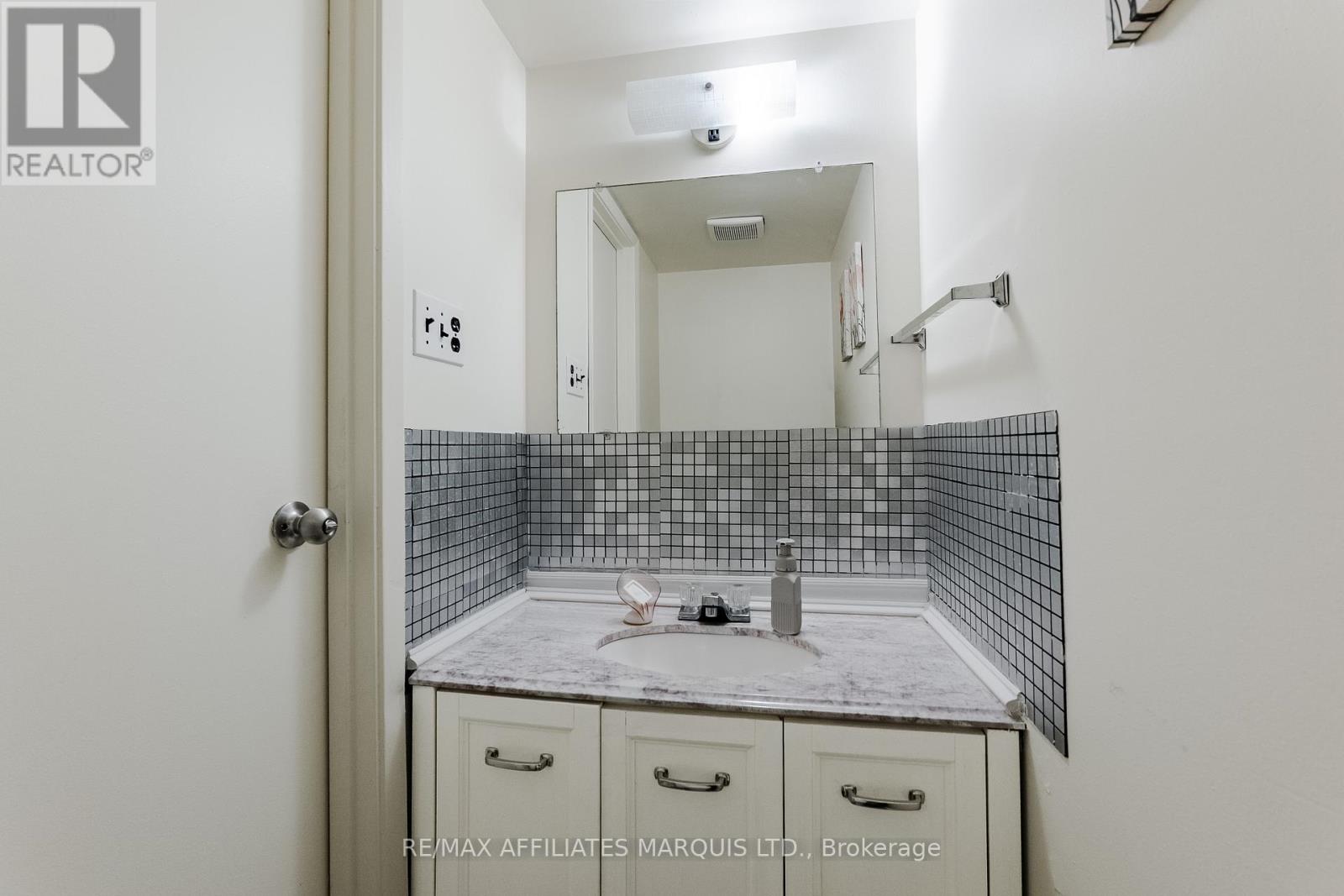 812 Glengarry Boulevard, Cornwall, Ontario  K6H 6E7 - Photo 31 - X13102030