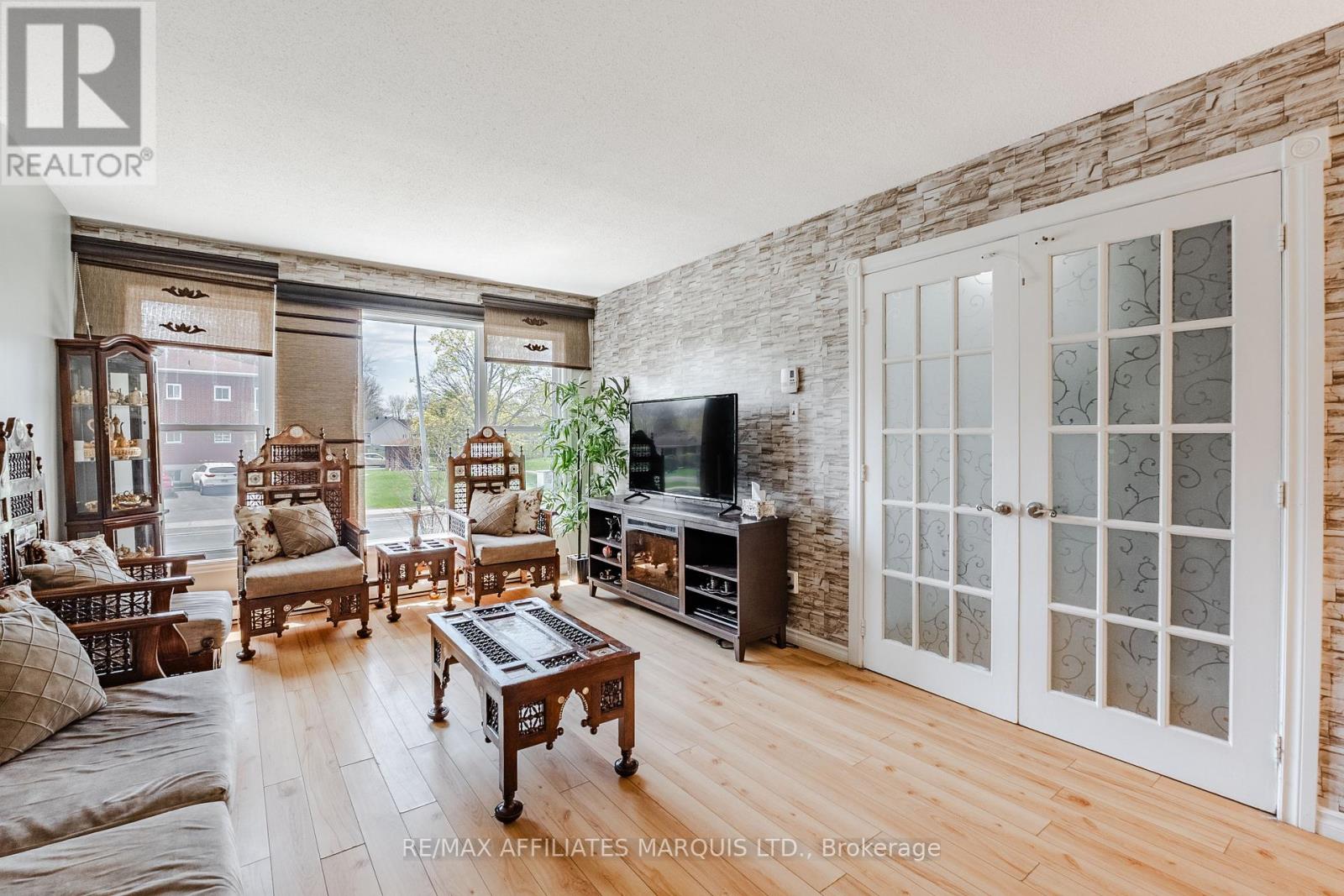 812 Glengarry Boulevard, Cornwall, Ontario  K6H 6E7 - Photo 9 - X13102030