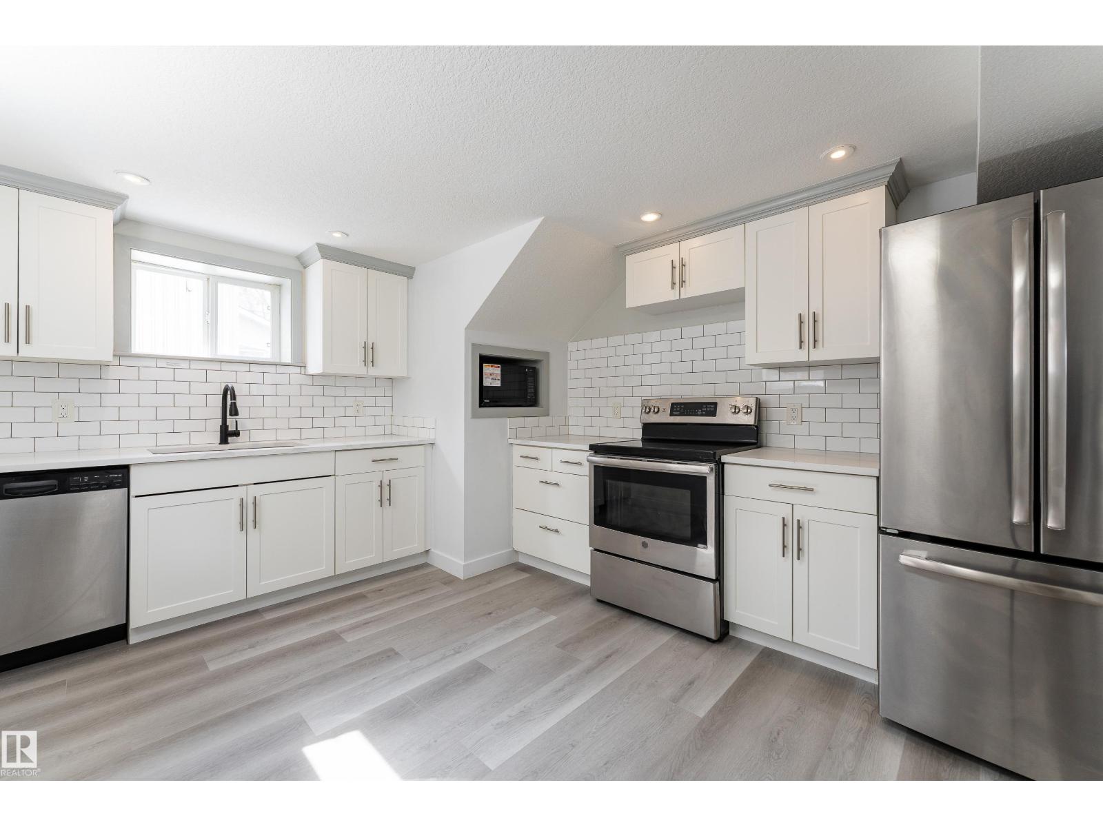 11844 St Albert Tr Nw, Edmonton, Alberta  T5L 4G4 - Photo 28 - E4486542