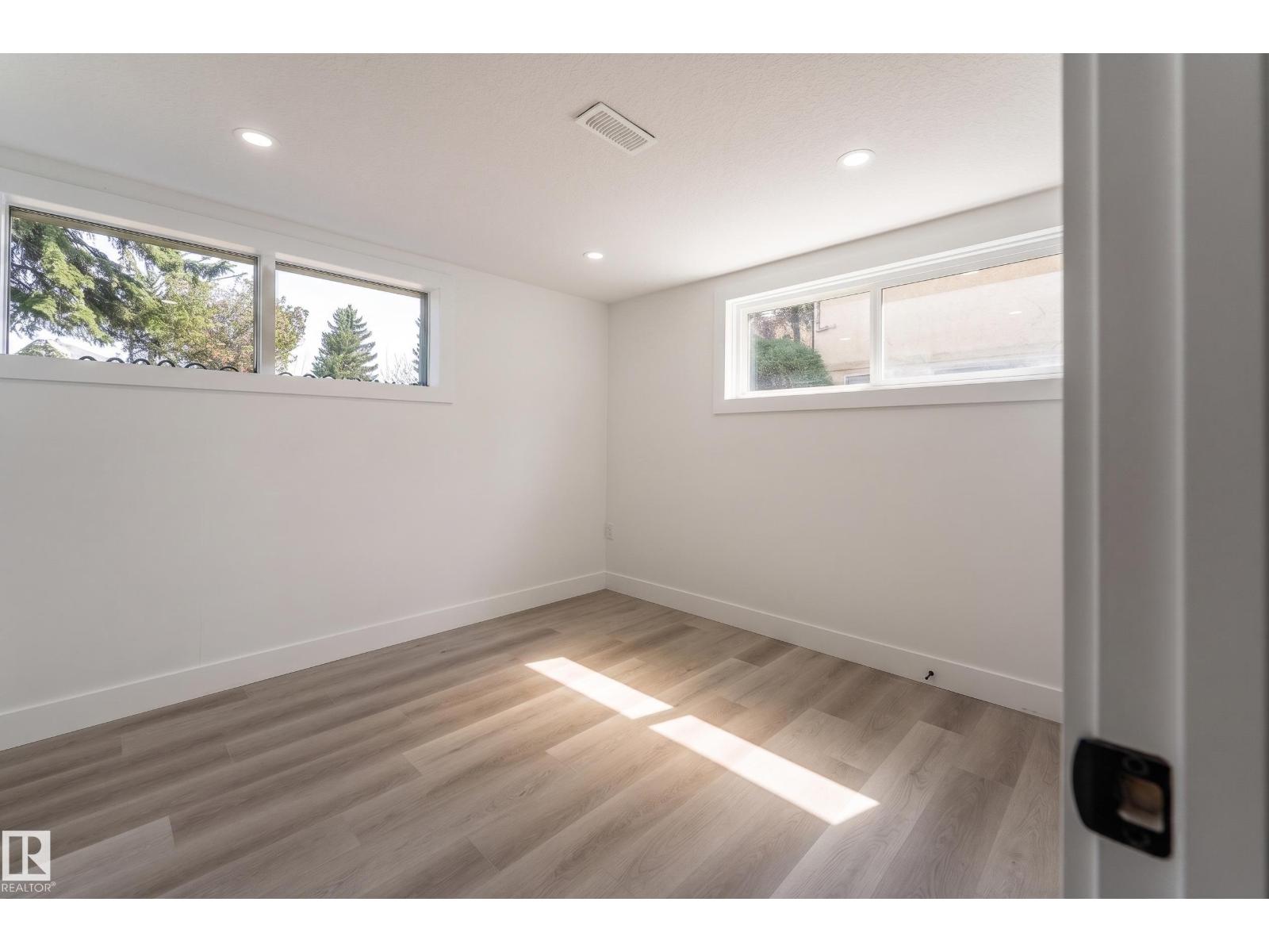 11844 St Albert Tr Nw, Edmonton, Alberta  T5L 4G4 - Photo 33 - E4486542