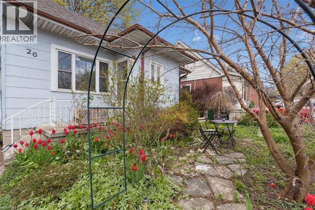26 Sydney Street N, Kitchener, Ontario  N2H 3L5 - Photo 3 - 40826069