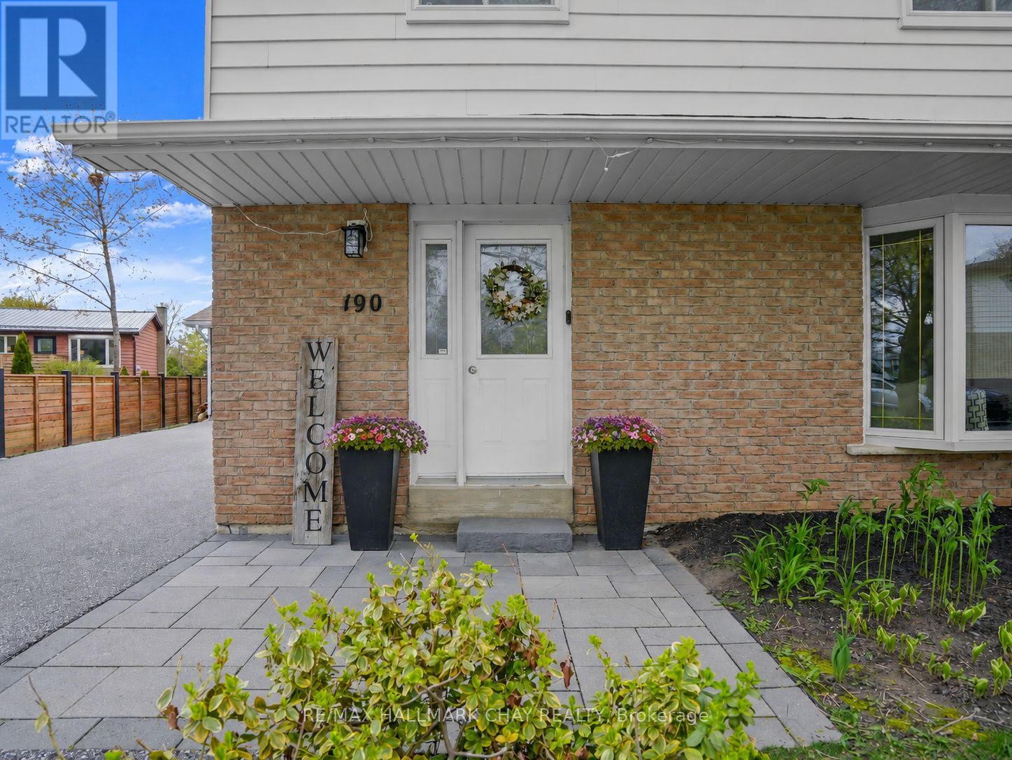 190 Mackenzie Street, New Tecumseth, Ontario  L9R 1B8 - Photo 4 - N13101836