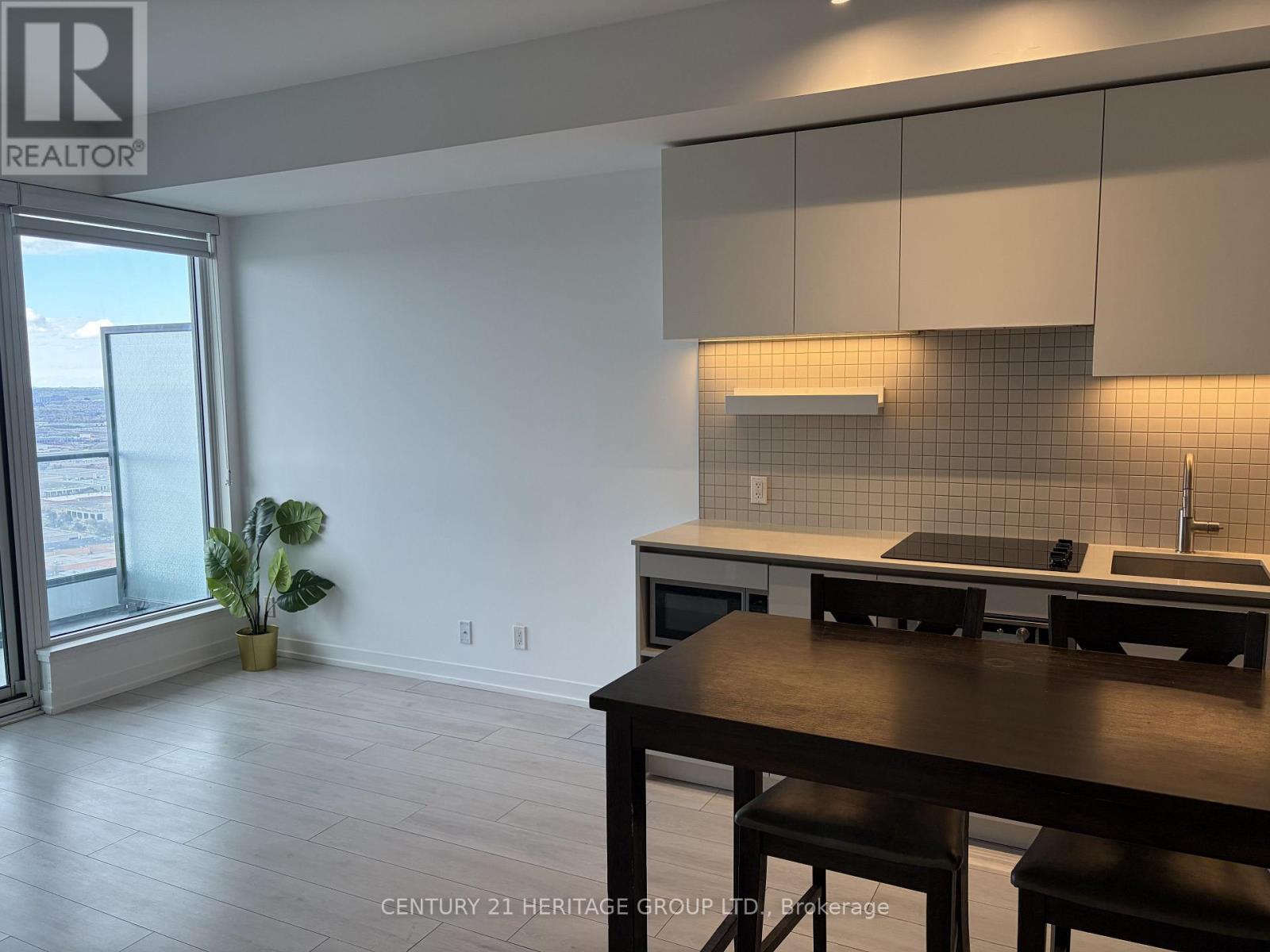 6001 - 5 Buttermill Avenue, Vaughan (Vaughan Corporate Centre), Ontario  L4K 0M5 - Photo 3 - N13101976