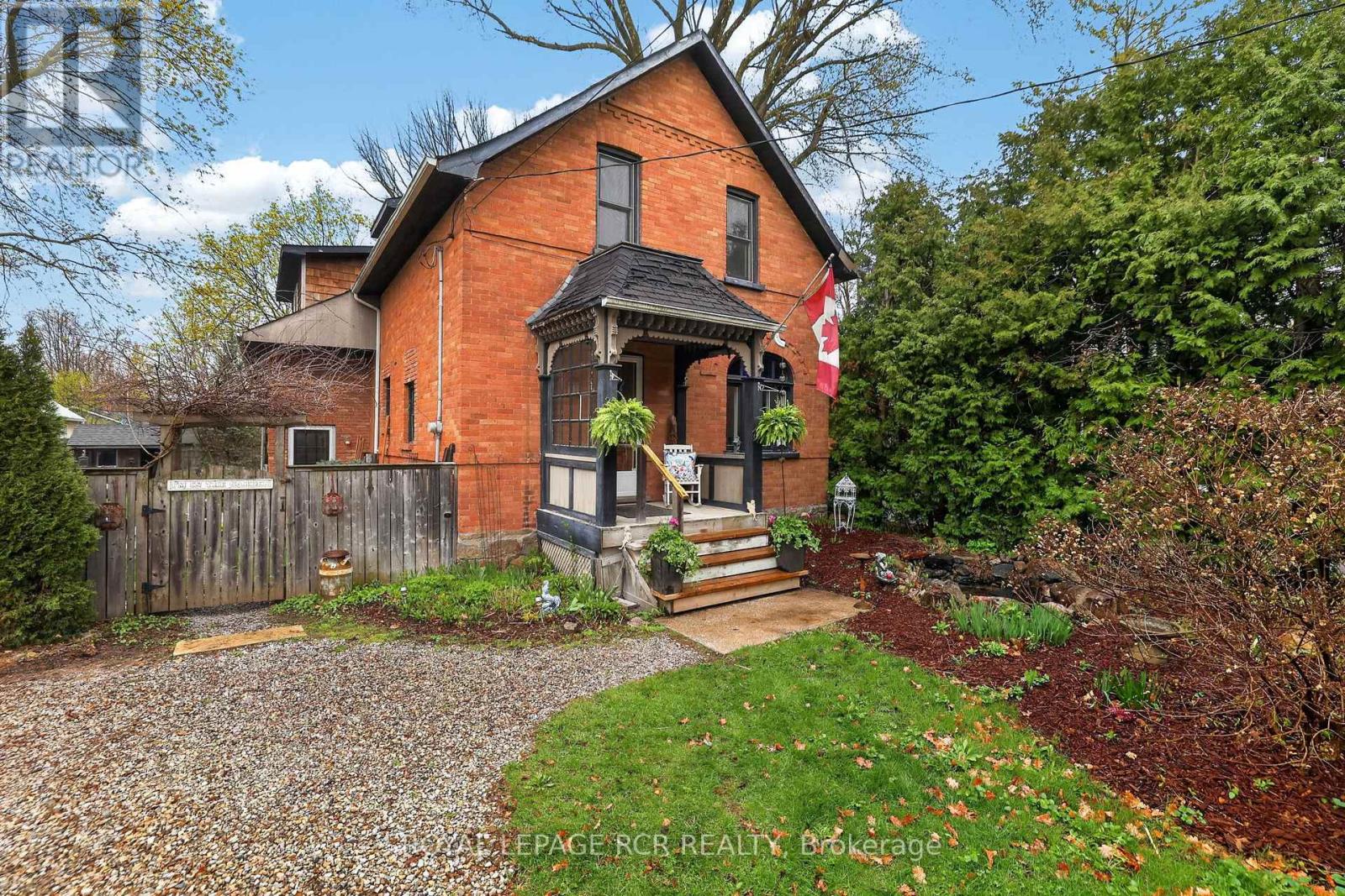 20 Prospect Street, New Tecumseth (Beeton), Ontario  L0G 1A0 - Photo 4 - N13102062
