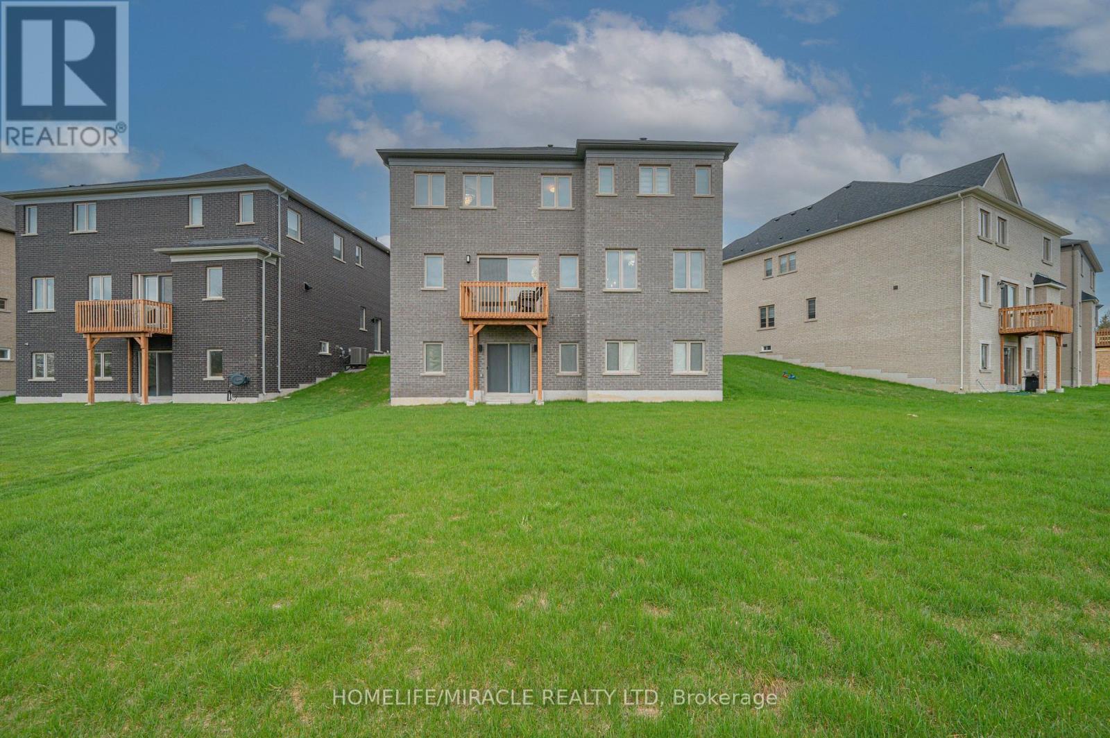 69 Settlers Crescent, Bradford West Gwillimbury (Bond Head), Ontario  L3Z 4N3 - Photo 44 - N13102172