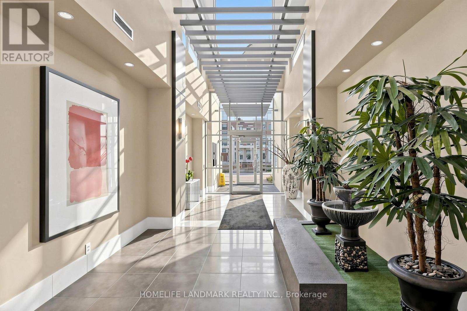 314b - 21 Upper Duke Crescent, Markham, Ontario  L6G 0B7 - Photo 10 - N13102174