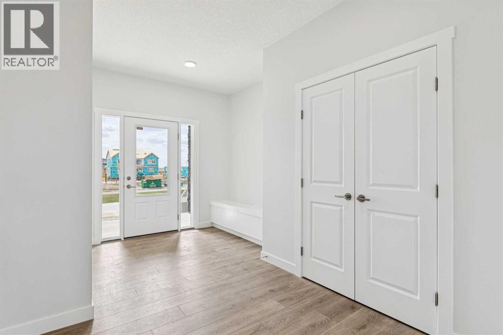 10 Quartz Gate, Balzac, Alberta  T4B 5T7 - Photo 3 - A2308649